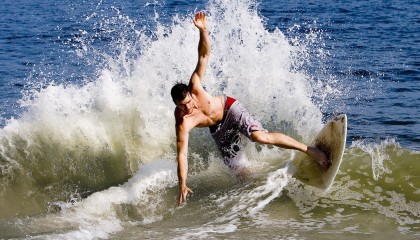 开云下载-互联网+青少年篮球赛事，激活体育消费新动能，青少年篮球联赛叫什么