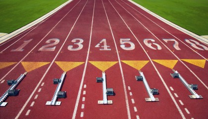 开云下载-_极限冲浪：在浪尖挑战自我_，22岁玩极限冲浪淹死在海里