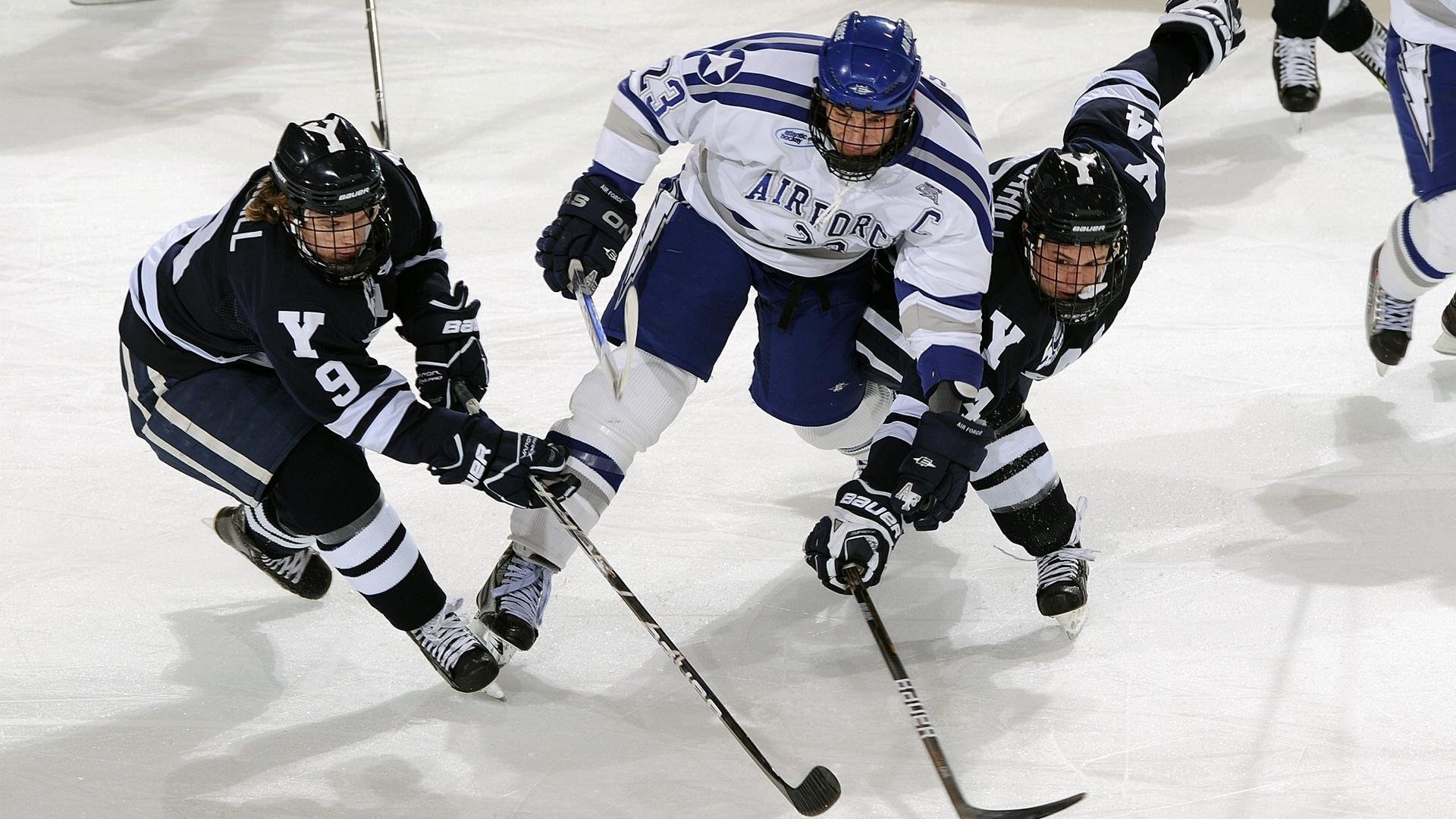 弗鲁米嫩塞中场安德烈在南美超级杯中发挥关键作用，助球队夺冠