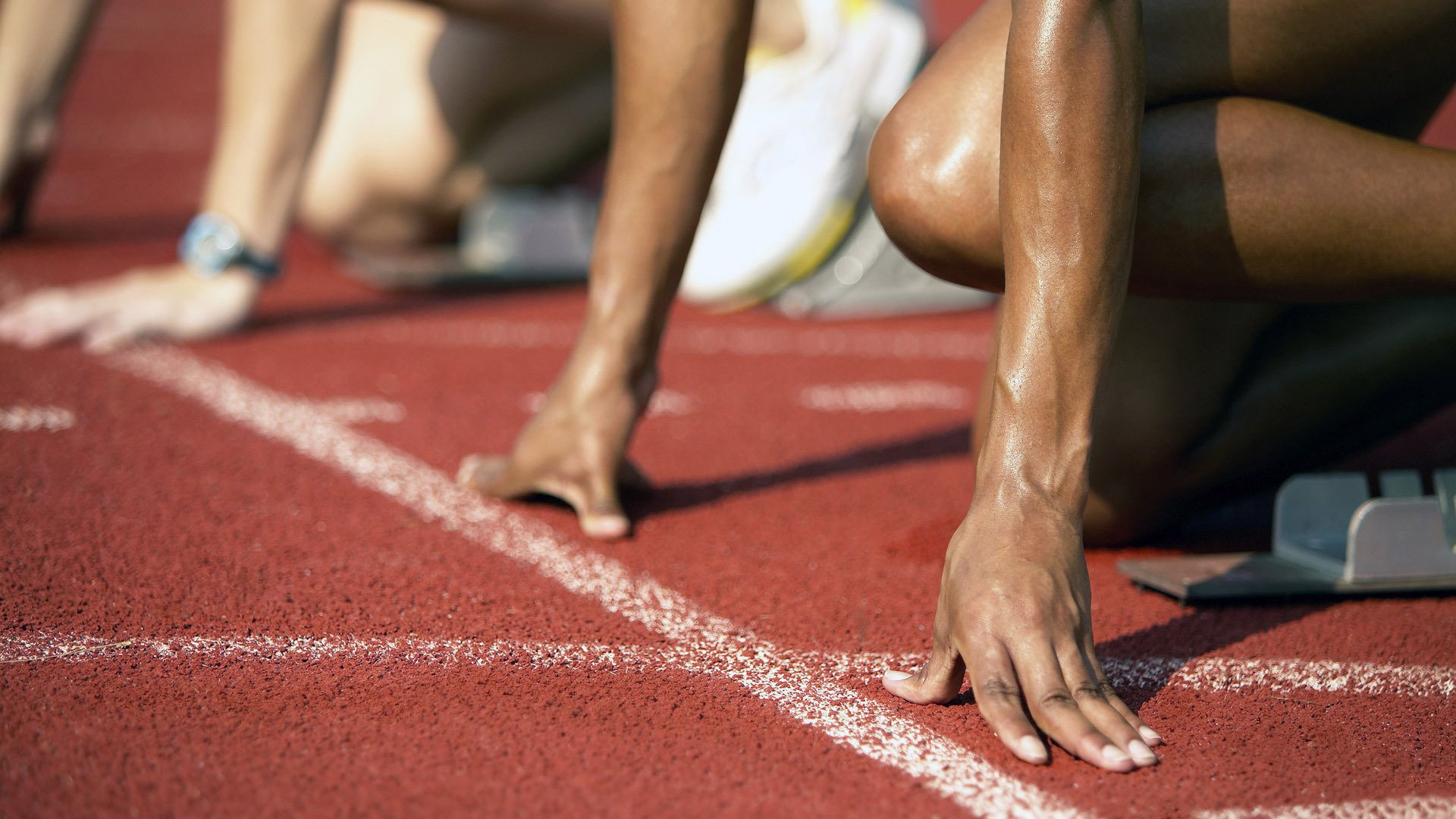 法甲冠军争夺，专家点评战术布局在比赛中的重要性，法甲战报